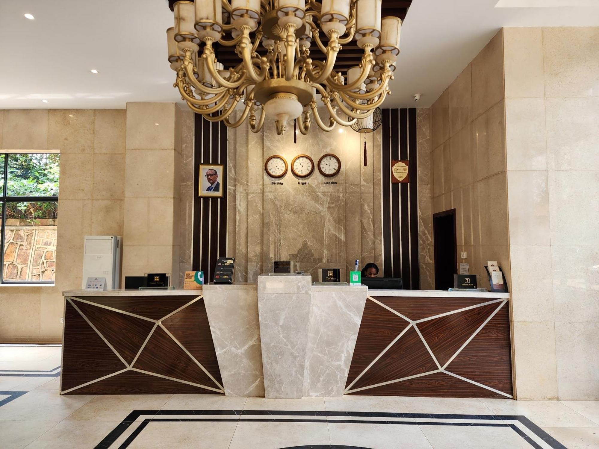 קיגאלי Dmall Hotel מראה חיצוני תמונה